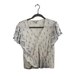 Lucky Brand V Neck White Floral Blouse Size Medium